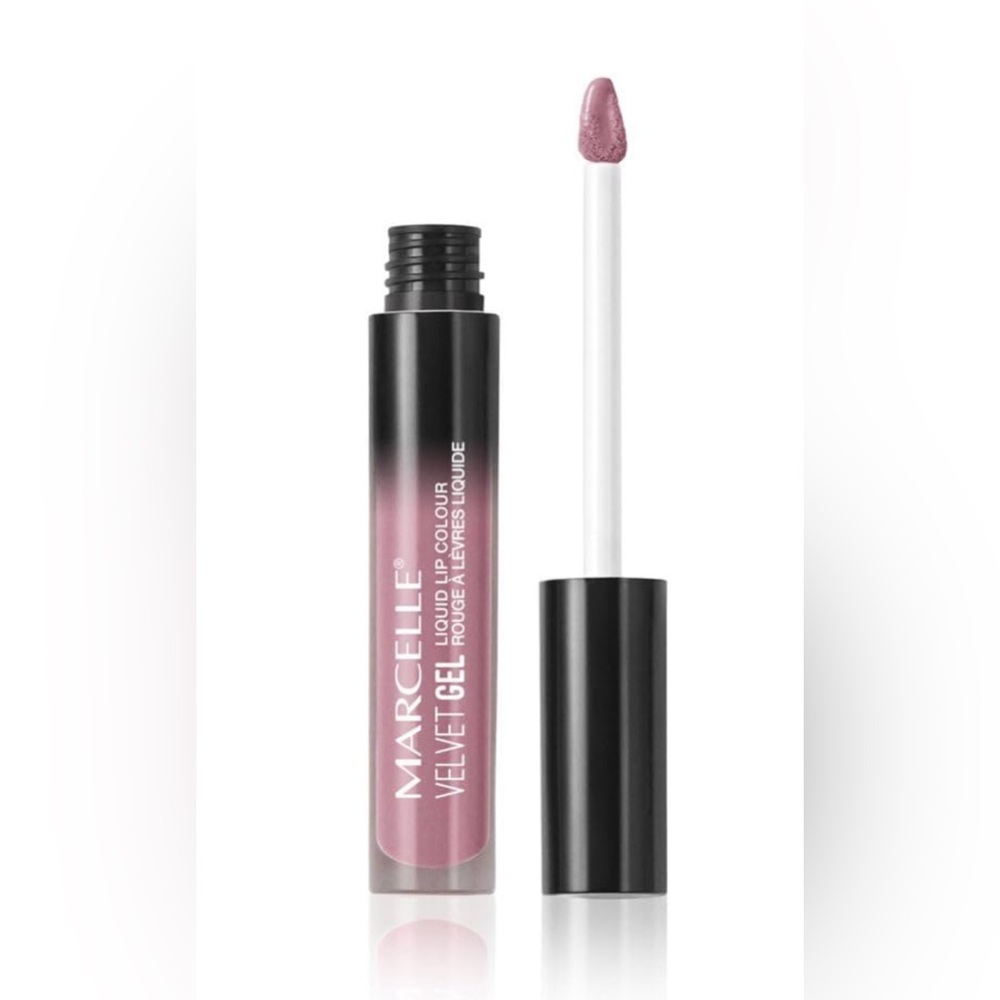 NWT Marcelle Velvet Gel Liquid Lip Color. Rosy Nude